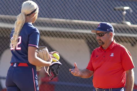 Return of Arizona softball’s seniors leads to unbalanced roster in 2021 ...