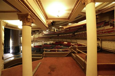 See Inside St Louis Abandoned And Historic Orpheum Theater