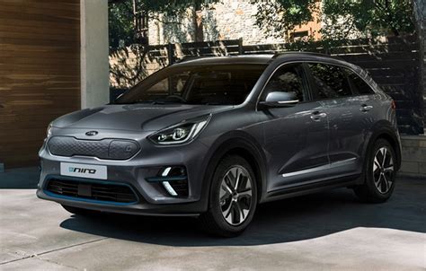 รถใหมรถไฟฟา Kia Niro EV ขนอนดบหนงรถ BEV ในองกฤษ เดอน ต ค