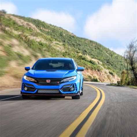 Honda Glimpse The New Boost Blue Color Of The Refreshed Civic