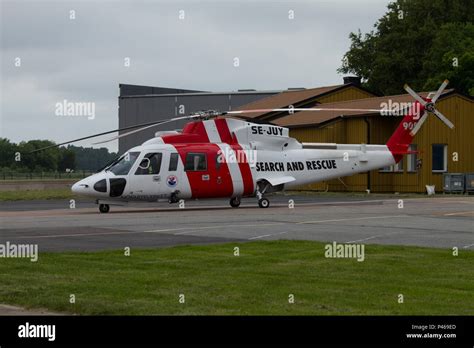 Coast guard rescue helicopter Stock Photo - Alamy