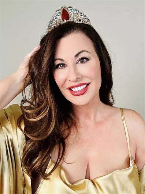 Mature MILF Looking For Prince Of Porn To Star In X Rated Vids With Her Daily Star