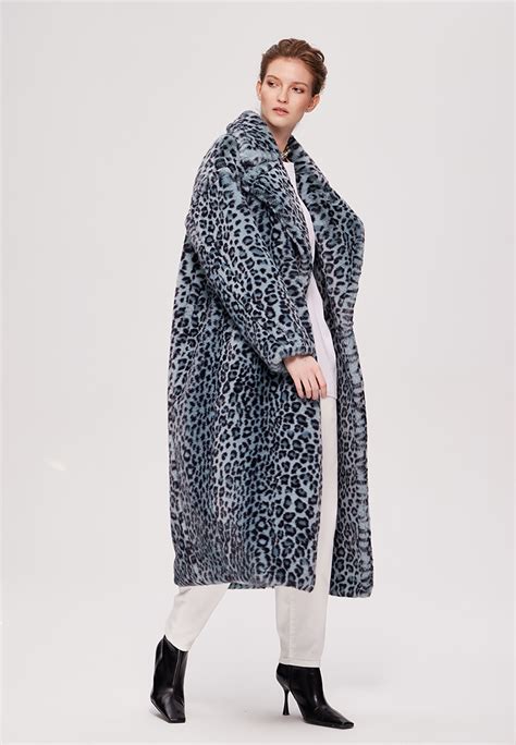 Шуба леопардовая из искусственного меха – купить за 28 800 ₽ | MISS CHIC