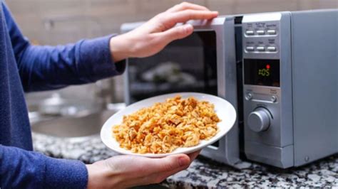 Oms Explica Que Tan Recomendable Es Calentar Los Alimentos En El Horno