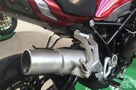 Benelli Den Yeni Naked Modeli 750GS Motorcular