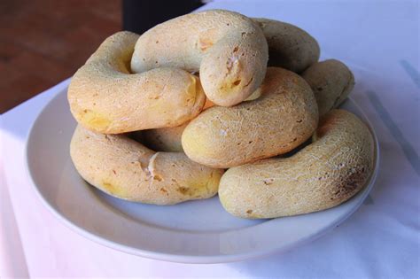 Biscoito de queijo assado para um café da manhã ou lanche especial