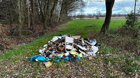 Immer mehr illegale Müllkippen rund um Bremerhaven buten un binnen