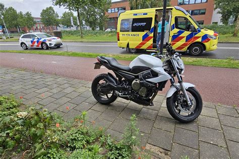 Motorrijder Gaat Onderuit Op De Bastion In Veenendaal En Raakt Gewond