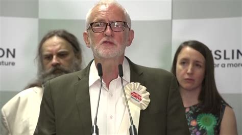 Ex-Labour Jeremy Corbyn defeats old party candidate