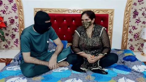 GroÃŸe natÃ1 4rliche mÃpse inderin bhabhi hat romantischen sex mit ihrem devar xHamster