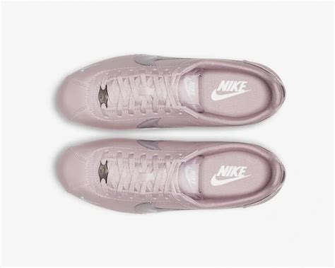 Nike Womens Classic Cortez Premium Plum Chalk White 905614 501 Nike