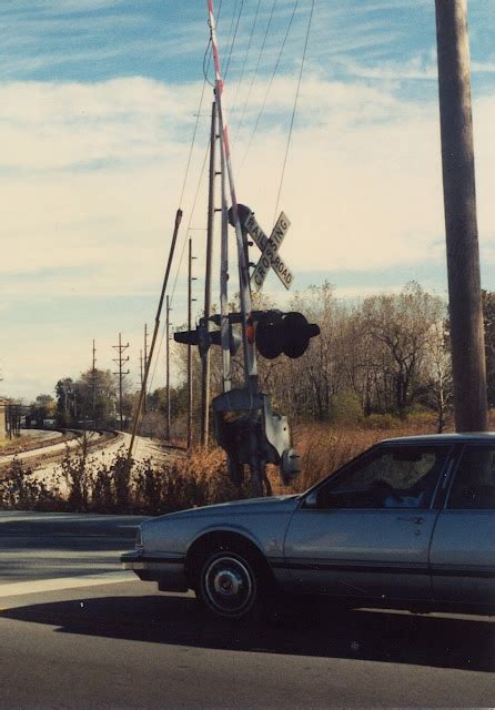 Eddie's Rail Fan Page: An old style of railroad crossing gate on the Norfolk Southern Railroad's ...