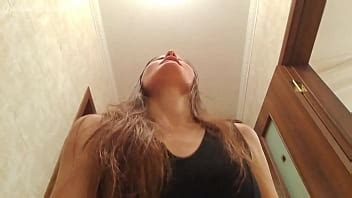 Echtes Russisches Paar Filmte Seinen Sex Auf Dem Boden XVIDEOS