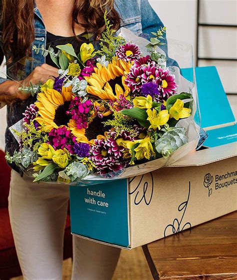 Best Flower Delivery Near Me And Flower Delivery Service Guide For 2021