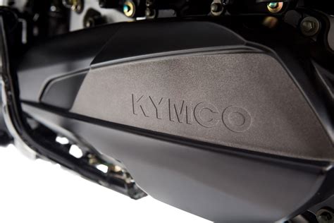 Nuevo Grand Dink 300 hablan los expertos KYMCO España