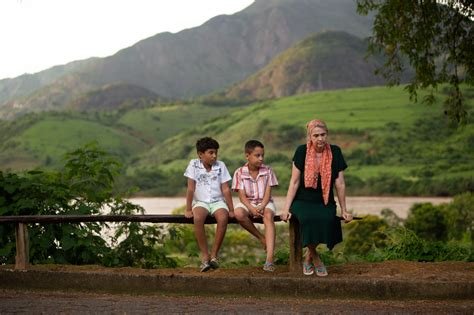 Curta Vitória a Minas II leva telona de cinema para ruas e praças de