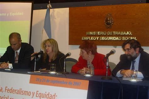 Todas las comisiones tripartitas del país se reunieron en el Ministerio