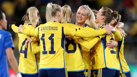 Sweden Beats Italy To Reach Knockout Rounds At Womens World Cup Cbc