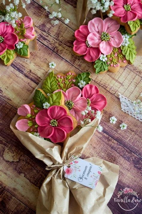 Pin By Linda Paredes On Mothers Day Flower Sugar Cookies Flower