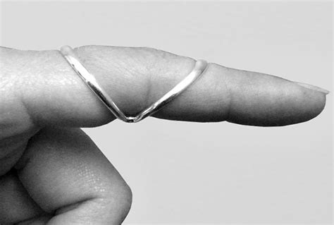 Swan Neck Splint | Silver Ring Splint