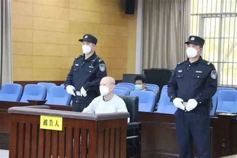 受贿3800余万元，北海市原副市长袁健晖获刑13年6个月职务值班情节