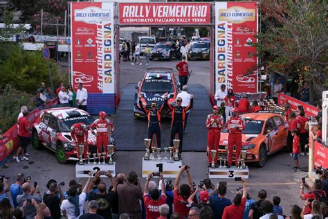 Il Podio Rally Dei Nuraghi E Del Vermentino Terra Ottobre