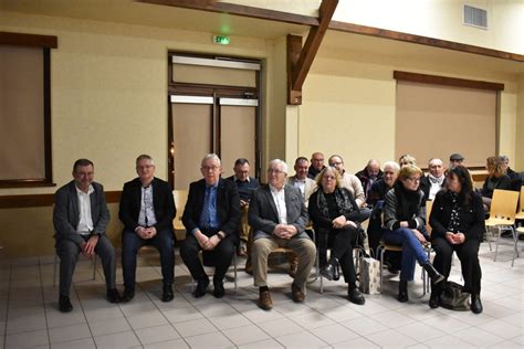 L Aind Pendant Saint Genis Sur Menthon V Ux Municipaux Bient T Un