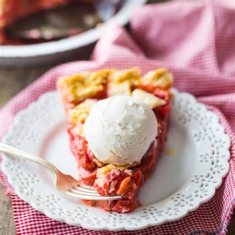 Strawberry Rhubarb Pie Old Fashioned And So Good Baking A Moment