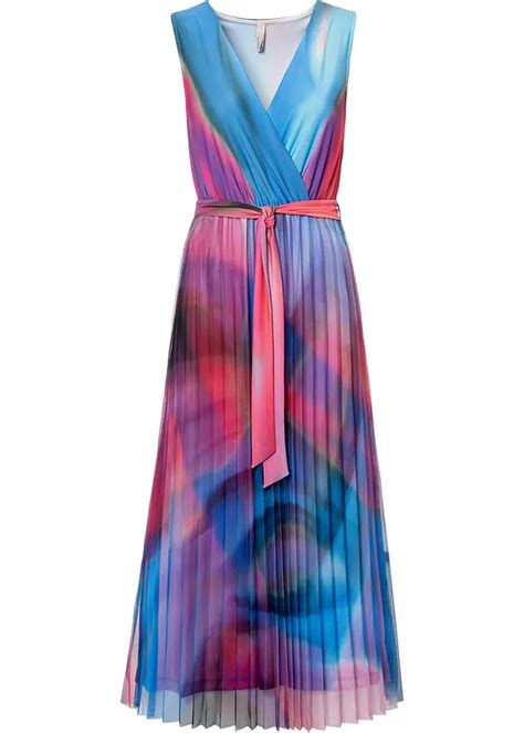 Figurumspielendes Kleid mit schönen Farben blau bonprix