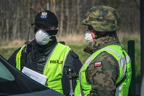 Policja I Wojsko Kontra COVID 19