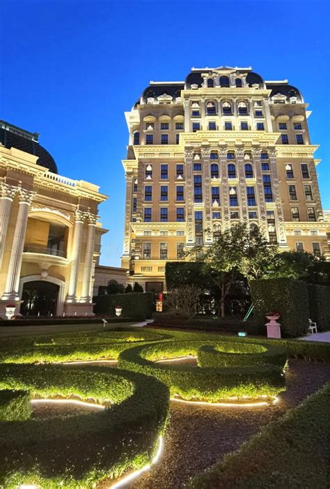 Macau Grand Lisboa Palace Resort Hotel Garden Jardim Secreto Sjm