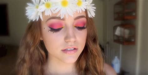 13 Youtubers Con Ideas De Maquillaje De Festival De Musica