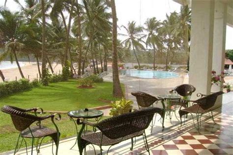 BOGMALLO BEACH RESORT | ⋆⋆⋆⋆ | BOGMALO, INDIA | SEASON DEALS FROM $268