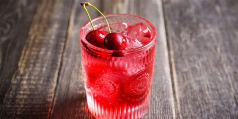 13 Best Cherry Cocktails For 2024