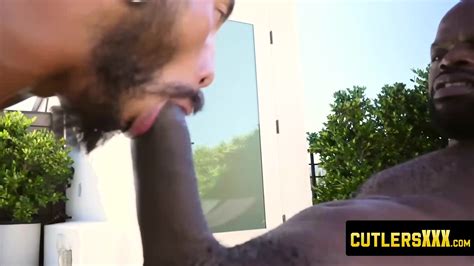 Muscular Ace Newbury Loves That BigÂ black CockÂ before Getting His Ass Drilled Deep