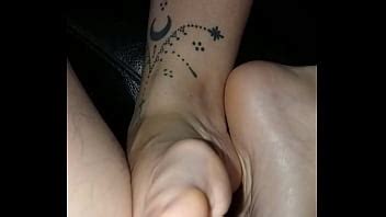 Sborra Sui Piedi XVIDEOS