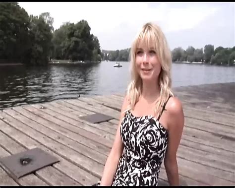 Geile Deutsche Hausfrauen Ficken Im Amateur Porno Vol Im Ganzen Haus XHamster