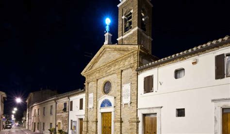 Santuario Madonna Della Corva A Porto Sant Elpidio Il Prezioso Vestito