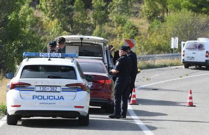 Teška prometna nesreća kod Bilica U sudaru automobila i motocikla