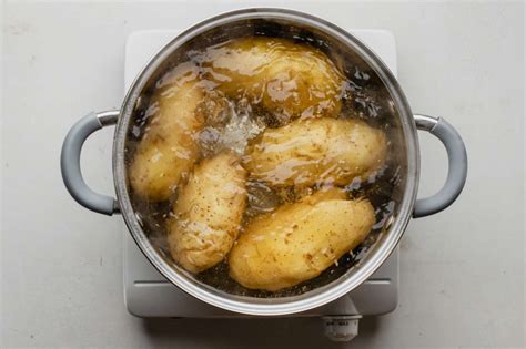 Boiled potatoes benefits. - orchidjameshandmade.com