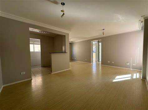 Apartamento Na Rua Coronel Wallace Scott Murray Santa C Ndida Em