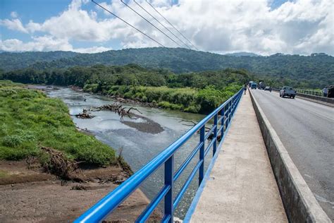 10 Tips to KNOW Before Visiting the Costa Rica Crocodile Bridge