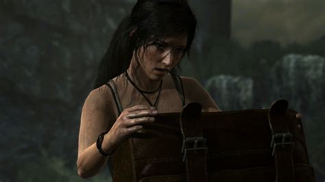 Tomb Raider Ps Lara Encuentra La Mochila De Sam Escena Youtube