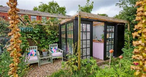 What Is Inside A Gardeners Shed All Is Revealed