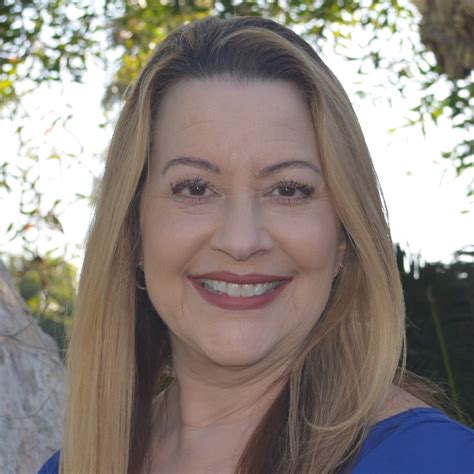 Rhonda Mesa - Mesa Properties, Orange County - Broker/Owner