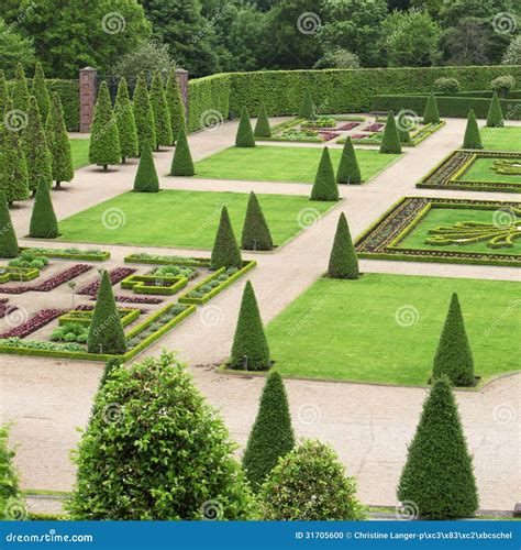 26+ Magnificent Formal Garden Layout ~ Danielle Finch