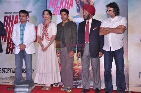 Sonam Kapoor Rakeysh Omprakash Mehra Milkha Singh Farhan Akhtar At