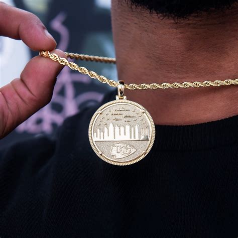 Kansas City Chiefs Official NFL Coin Pendant - The GLD Shop