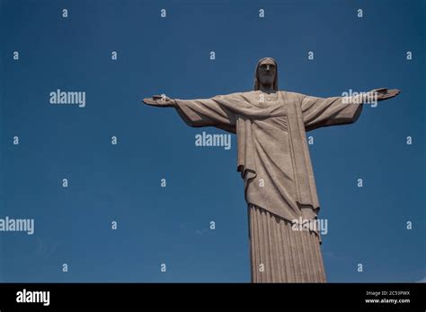 Christ the redeemer statue Fotos und Bildmaterial in hoher Auflösung