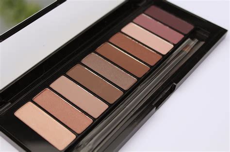 The Chic Country Girl Makeup Monday L Oréal La Palette 2 Nude Review